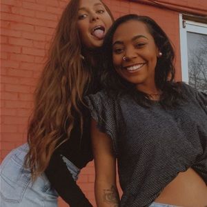 Meet your Posher, Faith